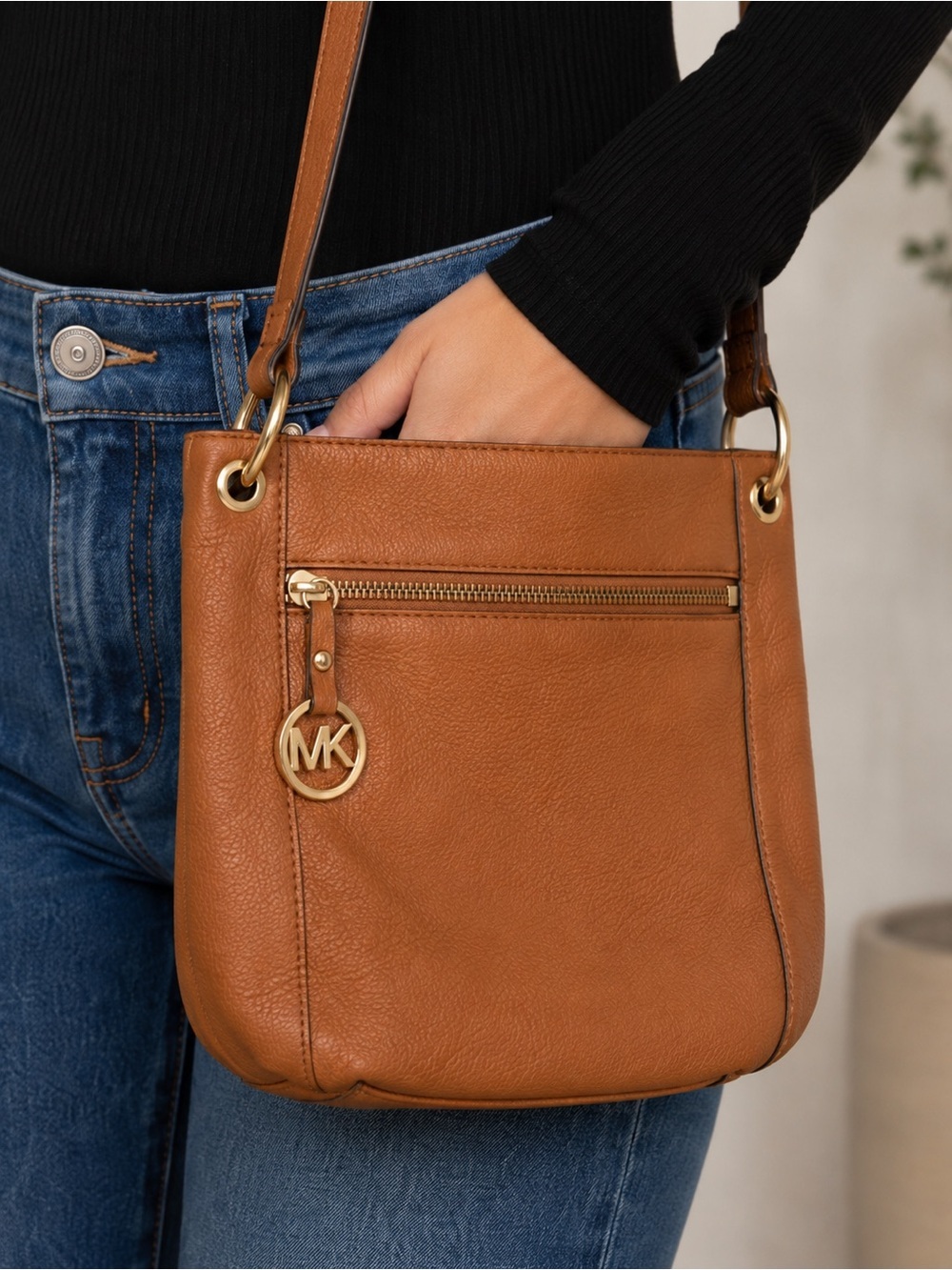 Michael Kors Jet Set Crossbody Brown Leather Bag EUC